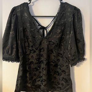 Black puff sleeve shirt